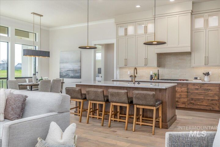 Property Photo: 2927 W Three Lakes Dr. ID 83646