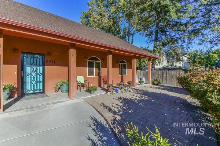 Property Photo:  2214 Washington  ID 83605 