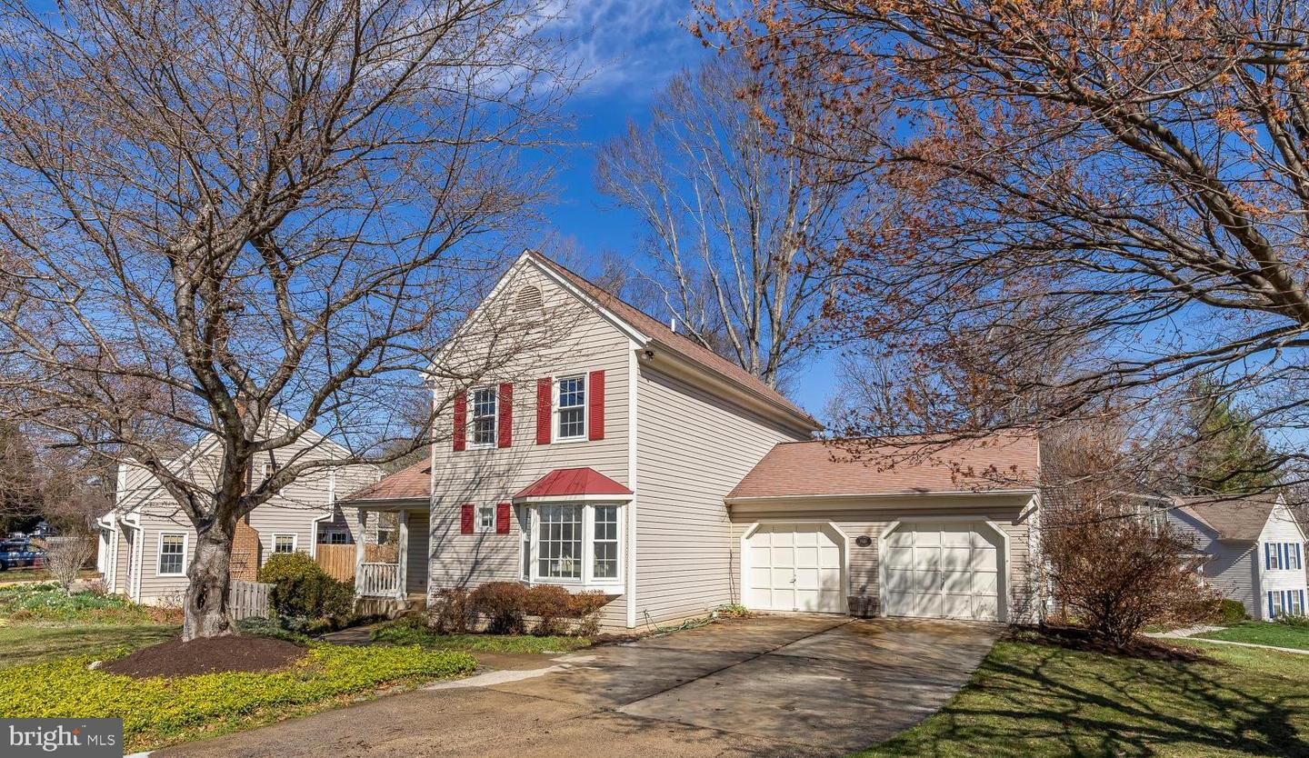 Property Photo:  7448 Ridge Road  VA 22153 