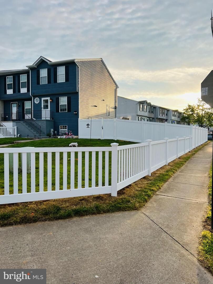 Property Photo: 639 Kittendale MD 21220