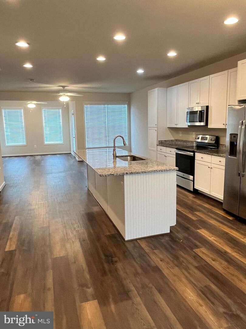 Property Photo:  12113 Bowling Farm Court  VA 22407 