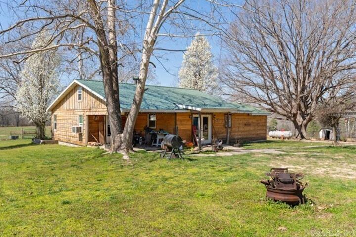 Property Photo:  211 Featherhill Terrace  AR 72658 