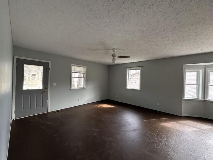 Property Photo: 502 Walnut Street AR 72634