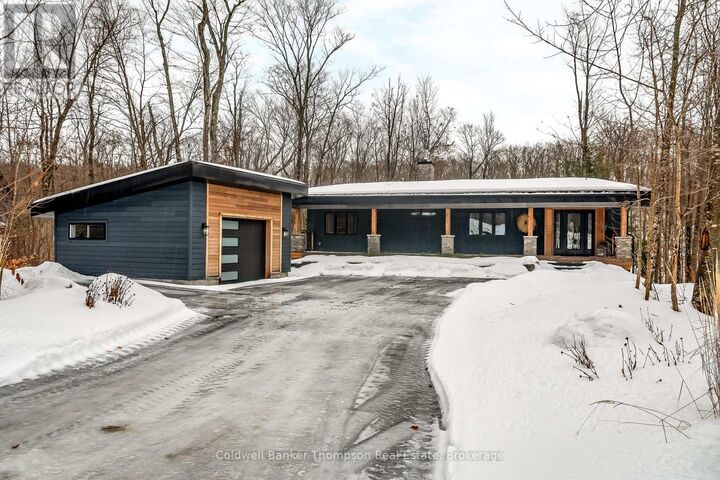 Property Photo: 10 St George'S Court ON P1H 1B1