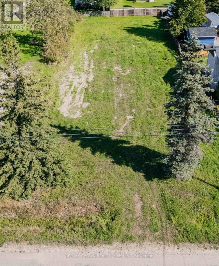 Property Photo:  52 Brunelle Road South  ON P5N 2T4 