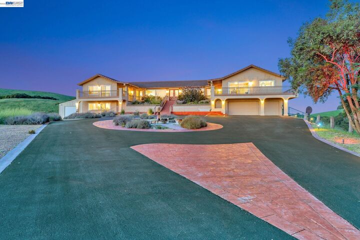 Property Photo:  41794 Vargas Rd  CA 94539 
