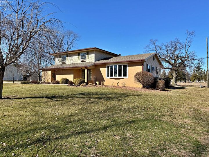 Property Photo:  20 Lelar Street  OH 44883 