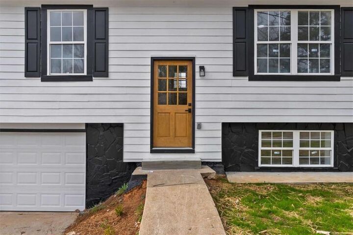 Property Photo:  1381 To Lani Farm Rd  GA 30083 