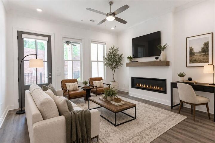 Property Photo: 4948 Sudbrook Way GA 30092