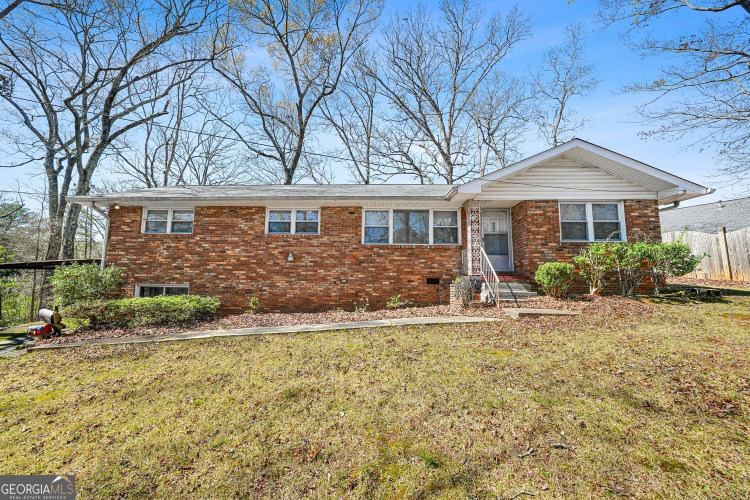 Property Photo:  5291 Campbellton Road  GA 30331 