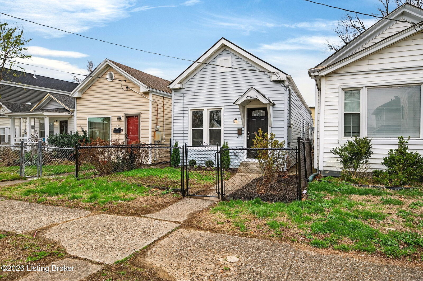 Property Photo:  508 Lilly Ave  KY 40217 