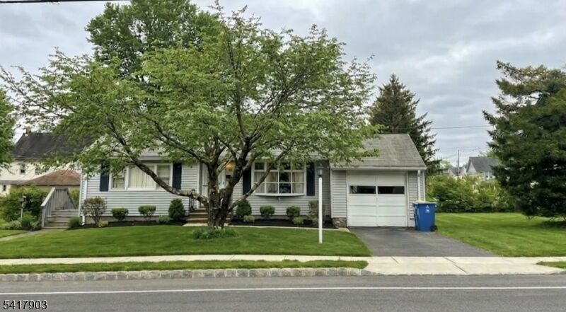Property Photo:  89 Norwood Ave  NJ 07060 