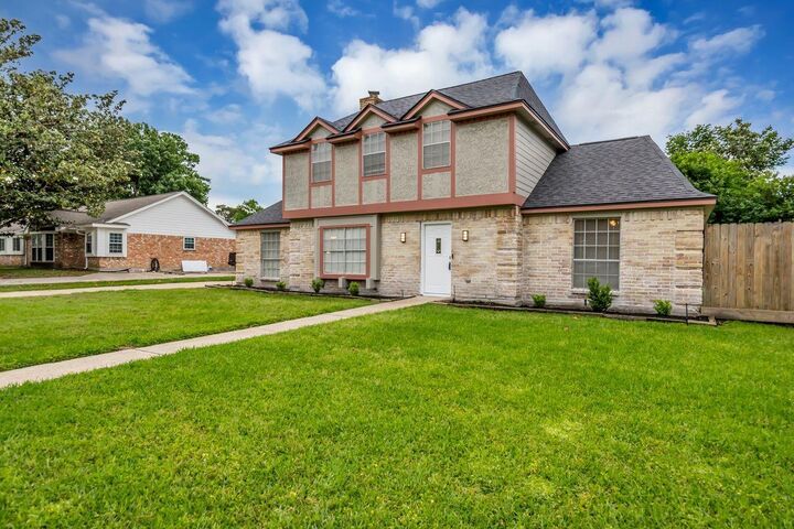 Property Photo:  8910 Pine Shores Drive  TX 77346 