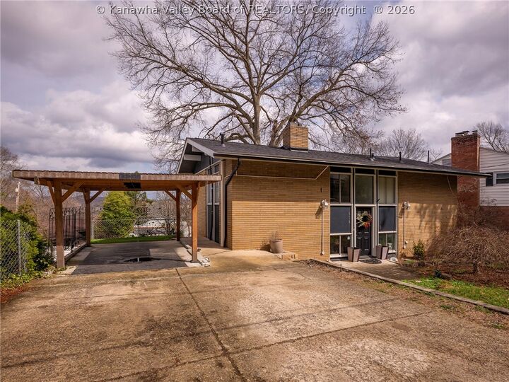 Property Photo:  604 Bendview Drive  WV 25314 