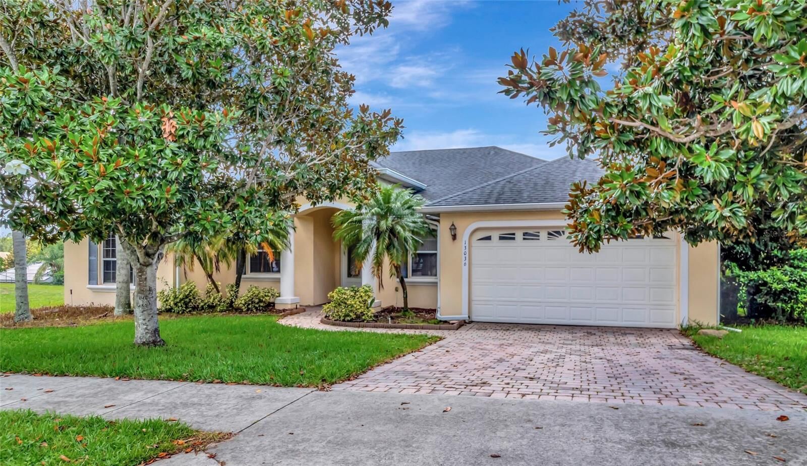 Property Photo:  13036 Baybrook Lane  FL 34711 