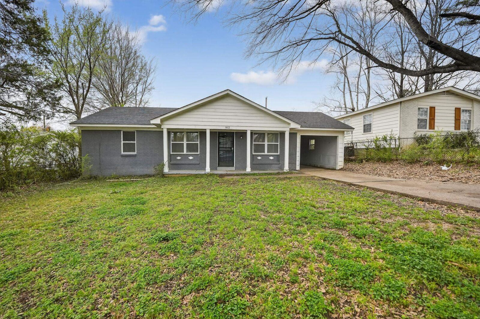 Property Photo:  812 Leacrest Ave  TN 38109 