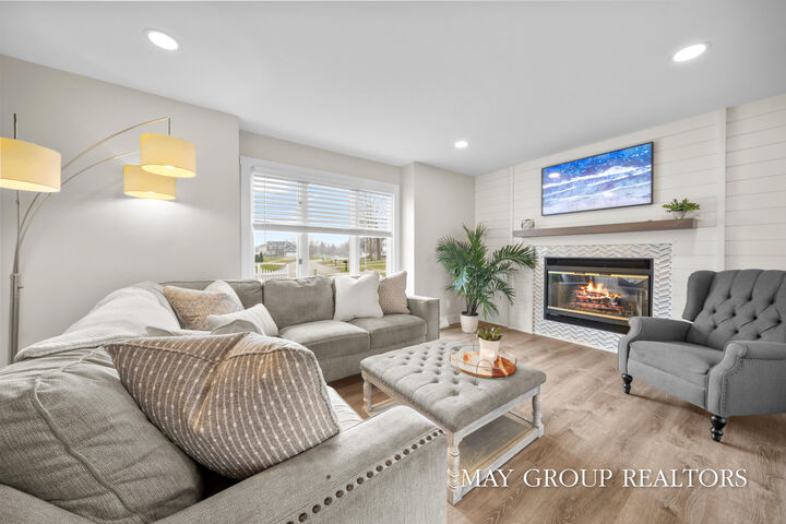 Property Photo:  2673 87th Street SW  MI 49315 