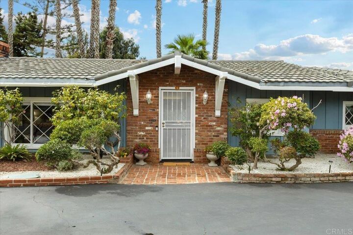 Property Photo:  843 Alta Vista Drive  CA 92084 