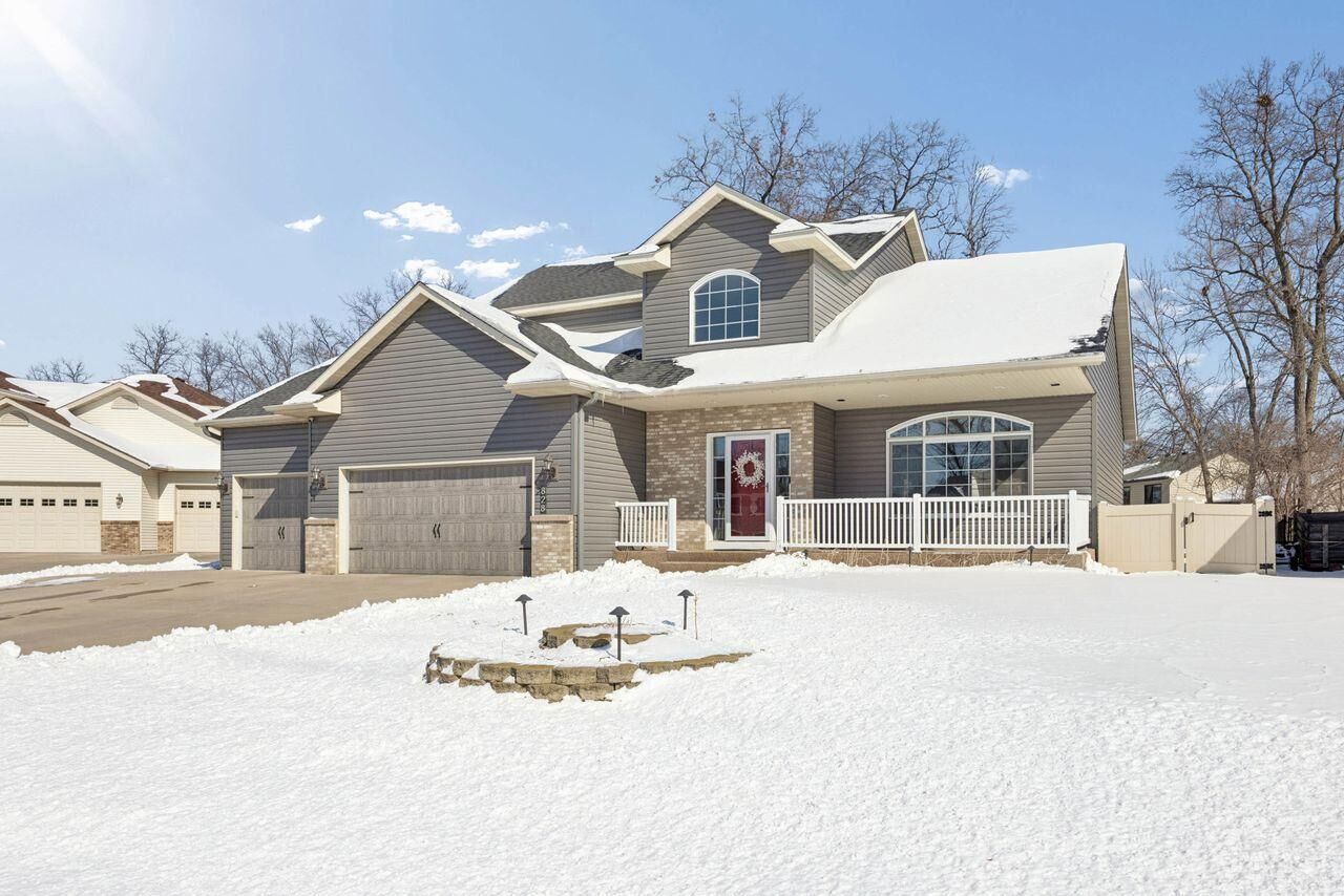 Property Photo:  828 Wollak Way  MN 56379 