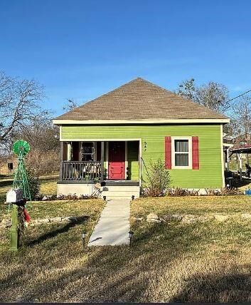 Property Photo:  547 E Hill Street  TX 76531 