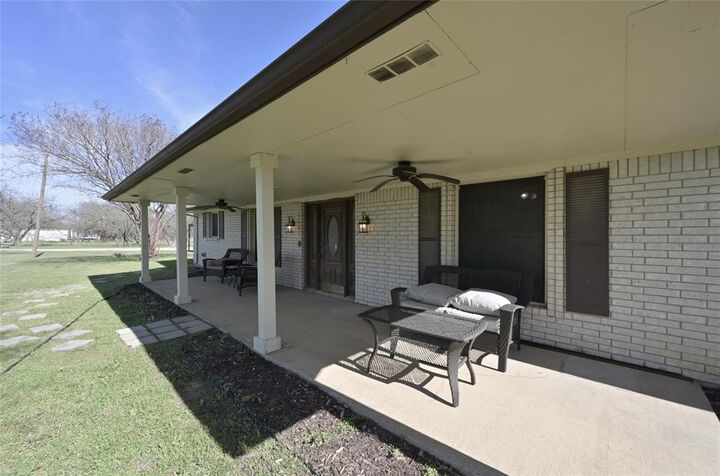 Property Photo:  9508 Kelly Lane  TX 76009 