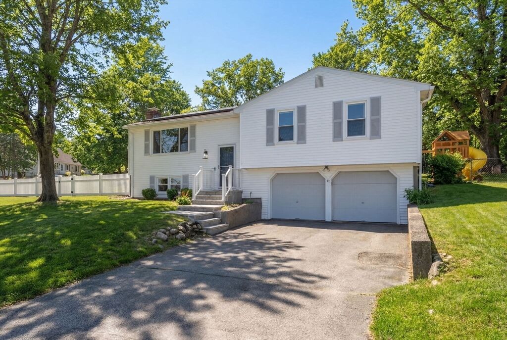 Property Photo: 97 Paquin Dr MA 01752