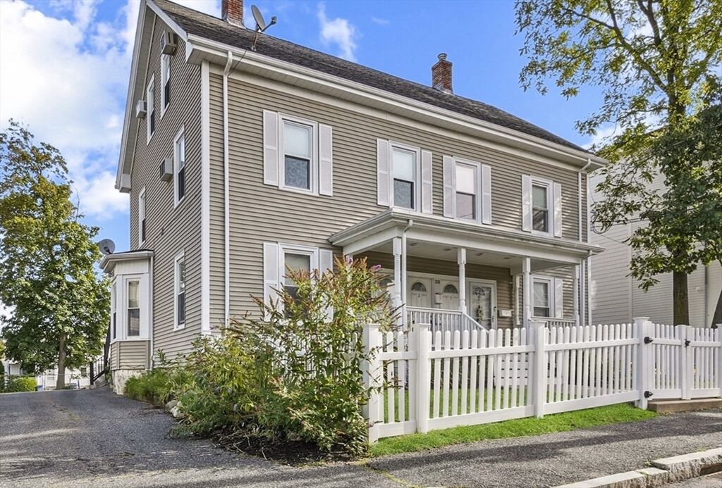 Property Photo:  28 Robbins St 2  MA 02453 
