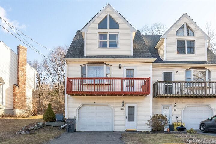 Property Photo:  26 Mahogany Run 26  MA 01453 