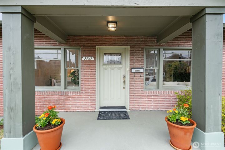 Property Photo:  3731 N 29th Street  WA 98407 