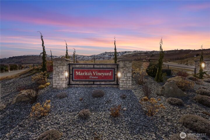 Property Photo: 174 Loretta Lane WA 98816