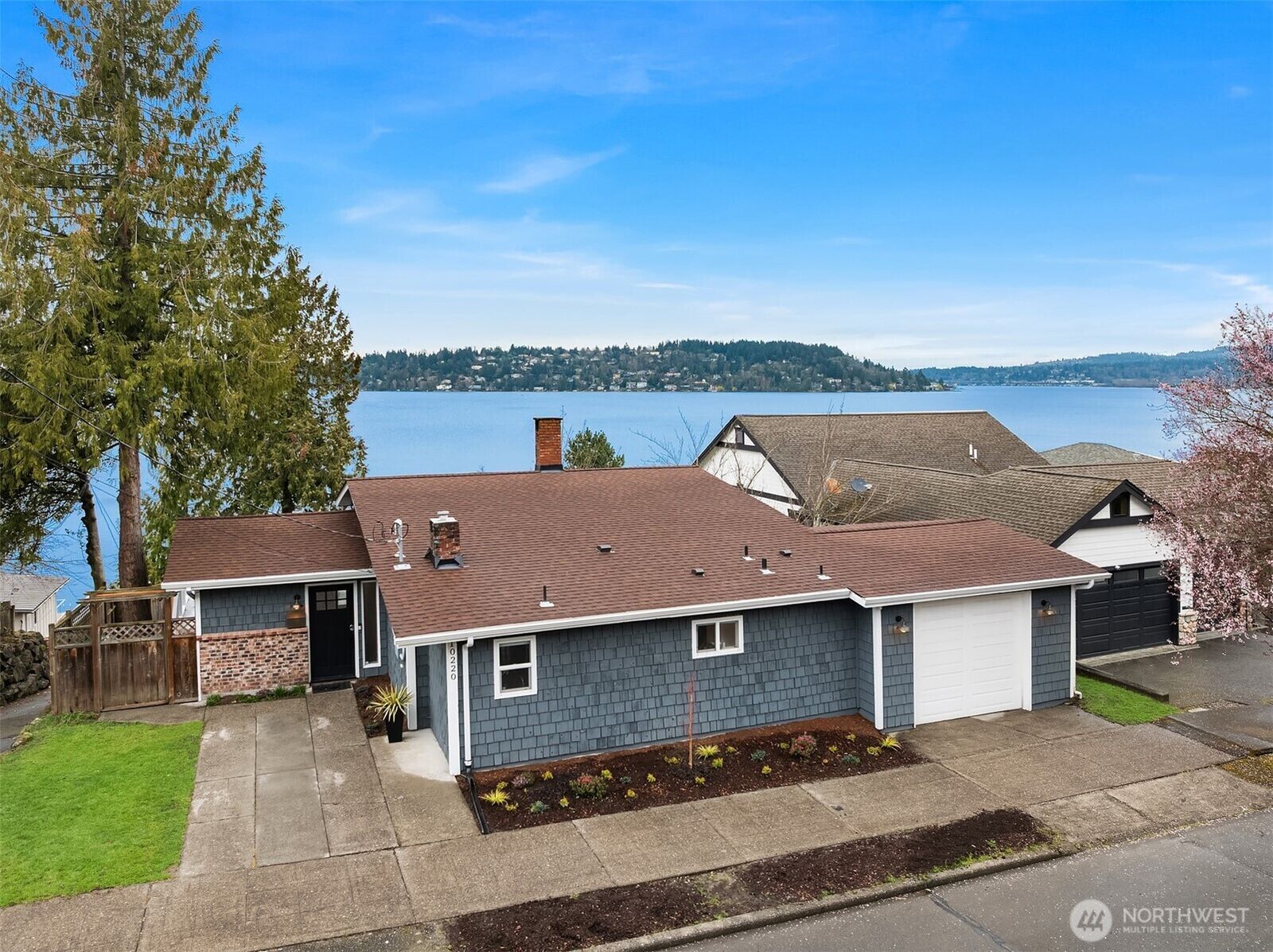 Property Photo:  10220  Rainier Avenue S  WA 98178 