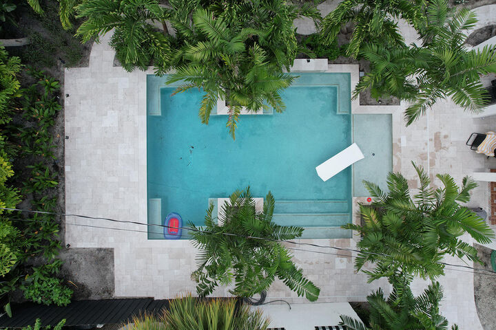 Property Photo:  634 SE 3rd Avenue  FL 33483 