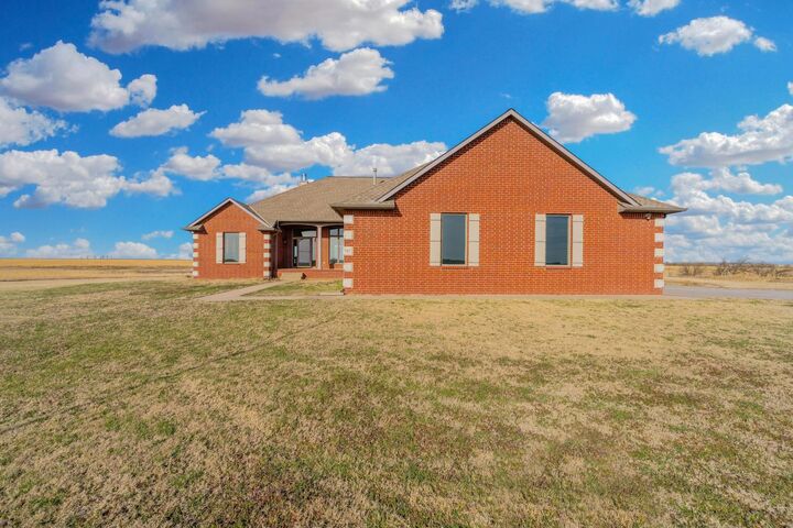 Photo de la propriété:  757 S Meridian Rd  KS 67152 