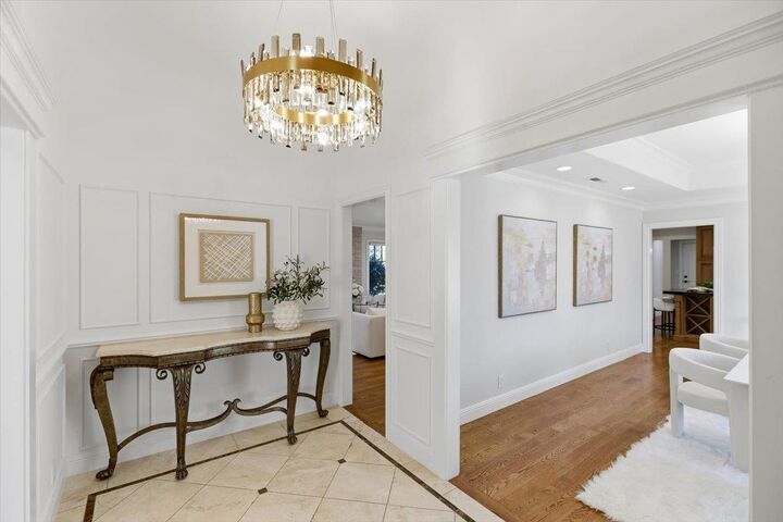 Property Photo:  20483 Glen Brae Drive  CA 95070 