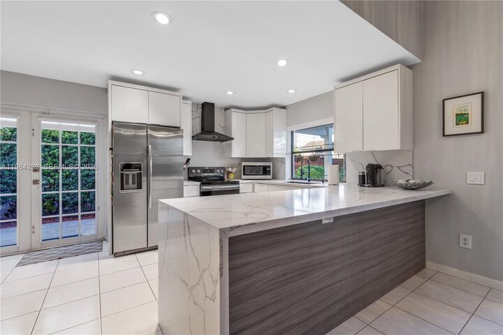 Property Photo:  5321 SW 153rd Pl S  FL 33185 