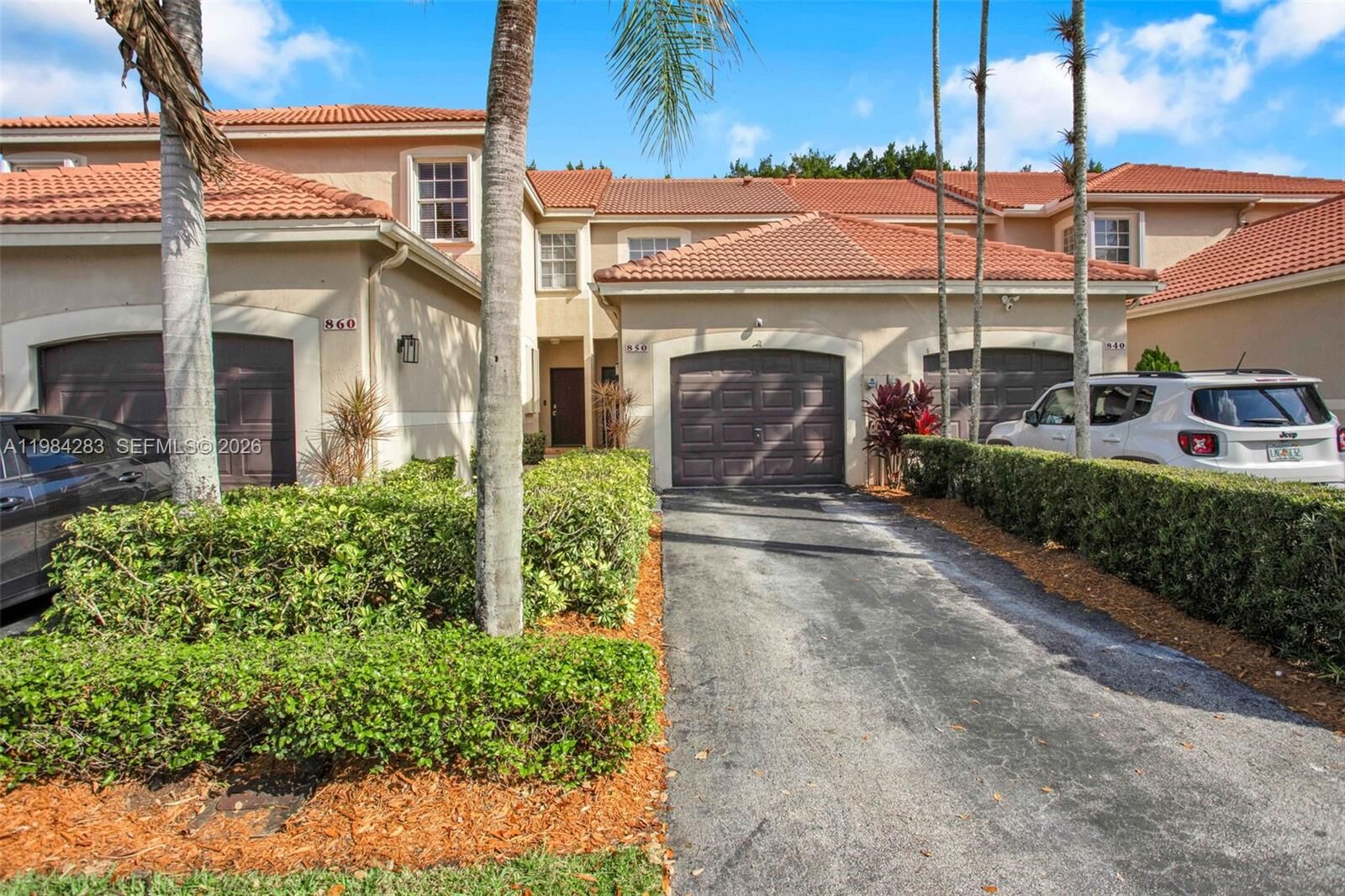 Property Photo:  850 Sorrento Dr.  FL 33326 