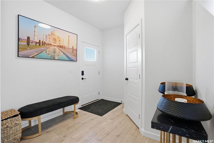 Property Photo:  360 Barrett Street  SK S7W 1E7 