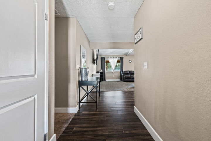 Property Photo:  1363 Stanford Place  CA 93230 