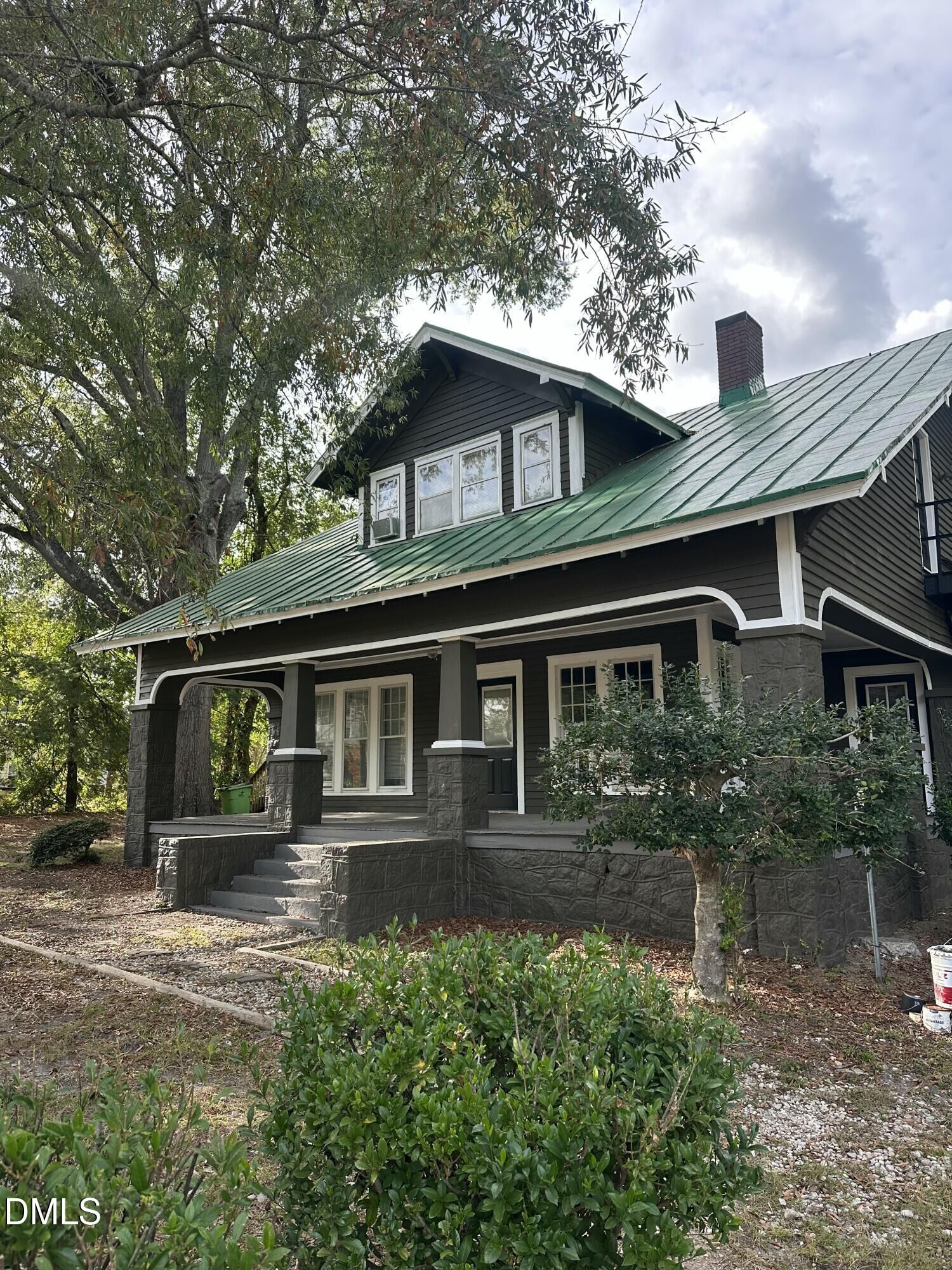 Property Photo:  309 E Horton Street  NC 27597 