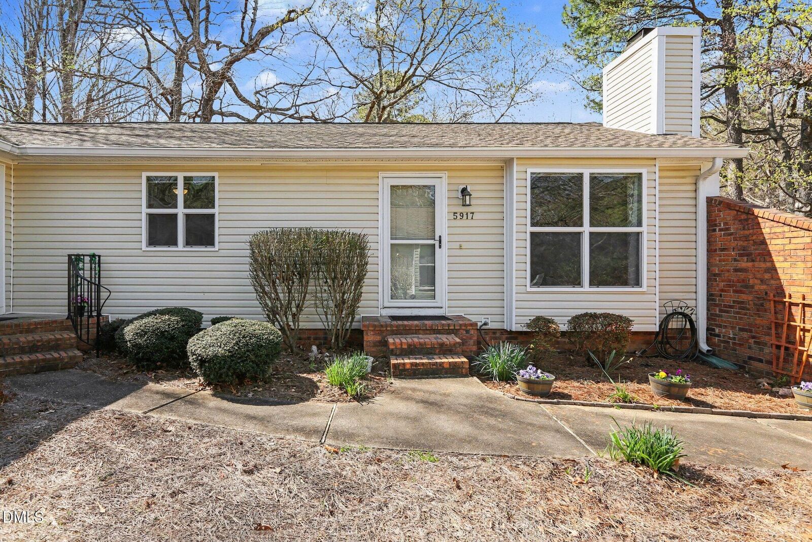 Property Photo:  5917 Westcreek Place  NC 27606 