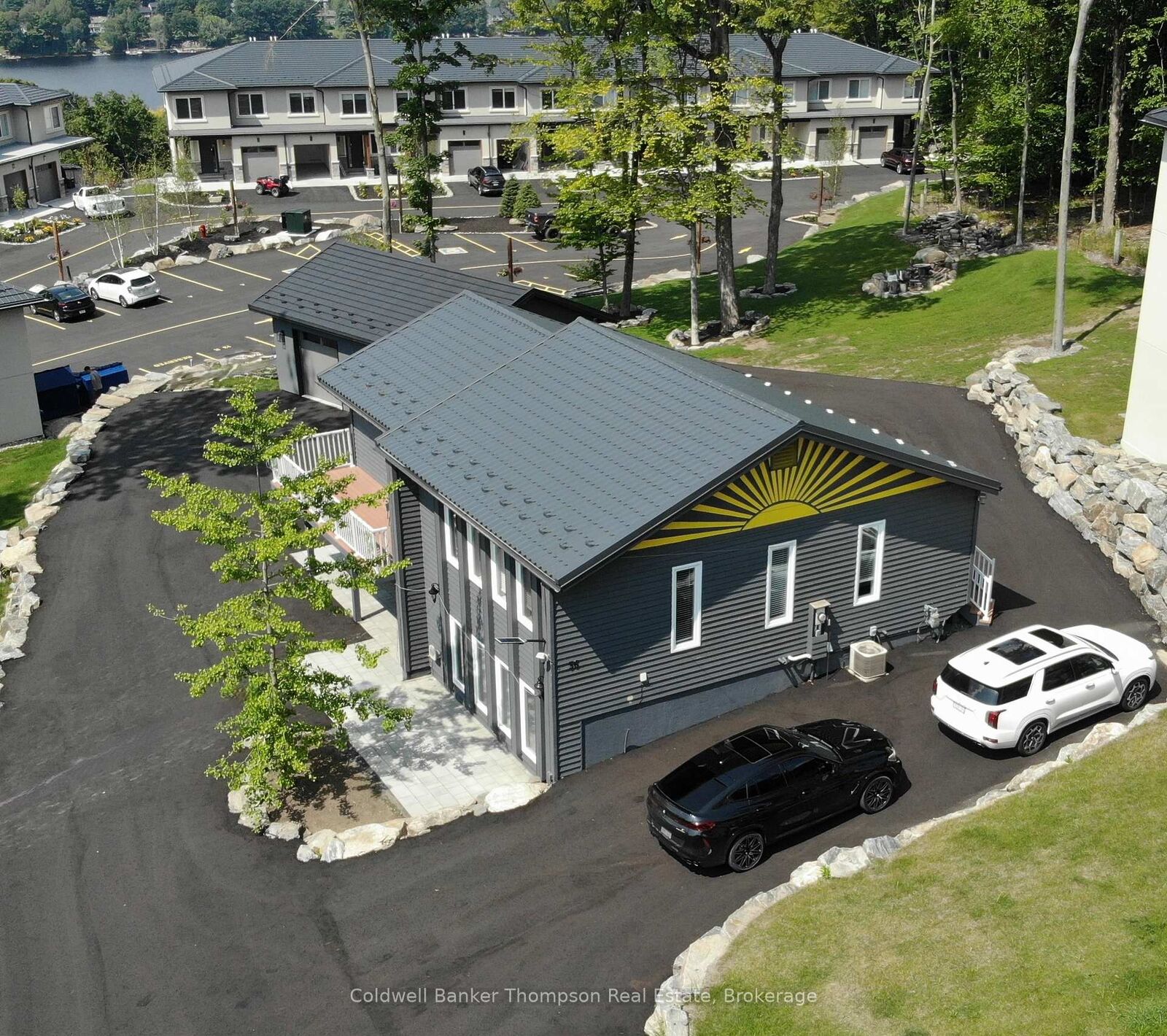 Property Photo: 56-1 Florence Street W ON P1H 1V5