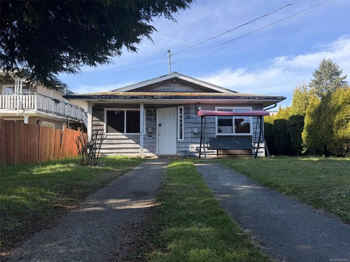 1445 Waddington Rd — photo 1