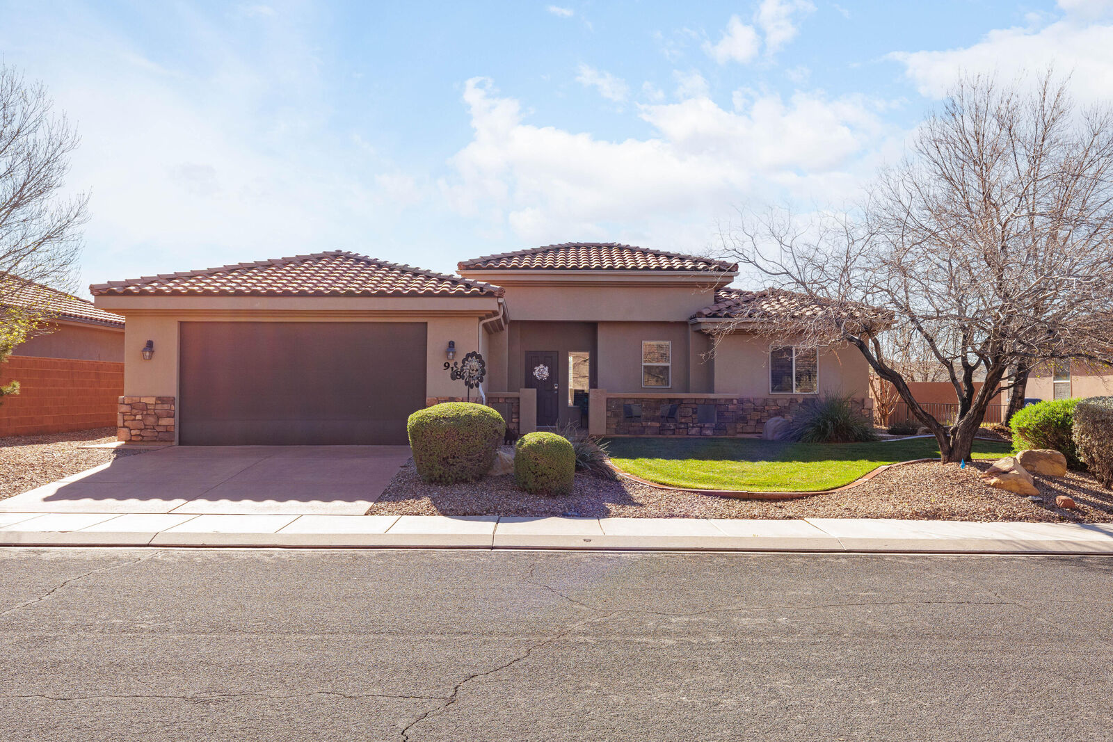 Property Photo:  918 N Ocotillo Dr  UT 84780 
