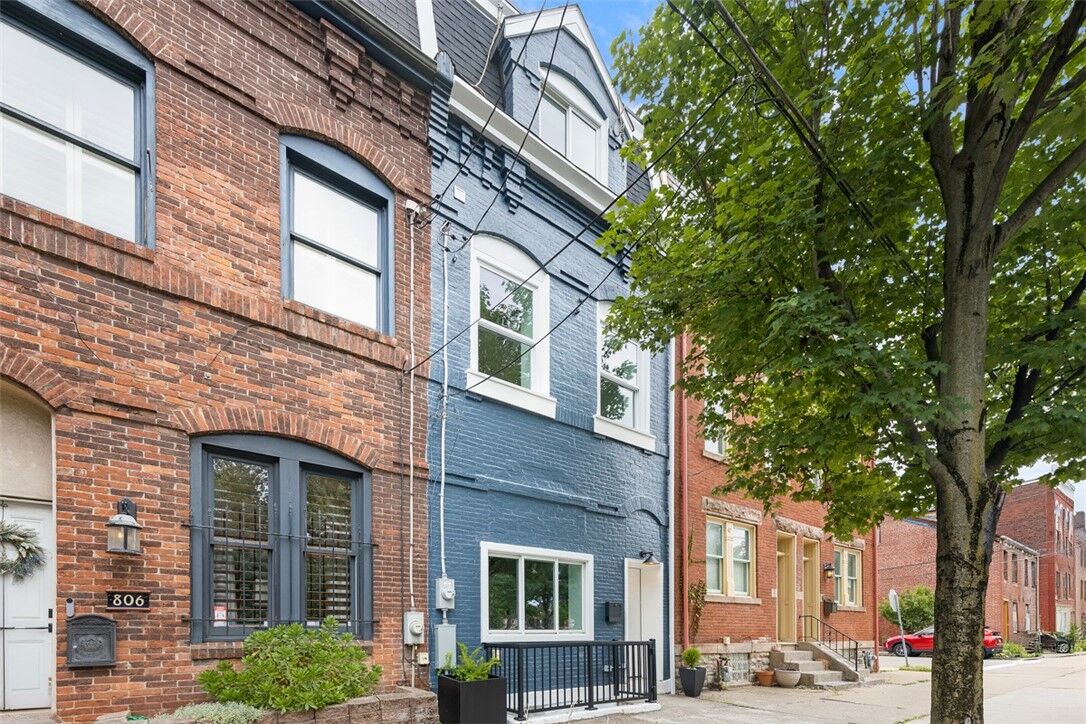 Property Photo:  804 Cedar Ave  PA 15212 