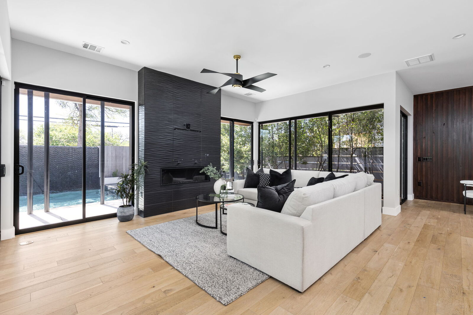 Property Photo:  700 Wayside Drive  TX 78703 