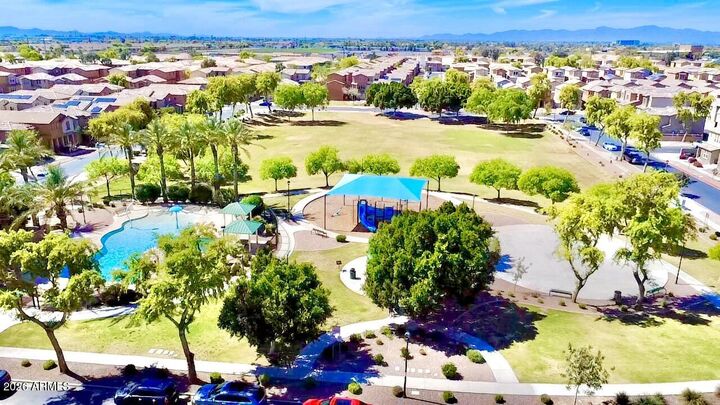 Property Photo: 1834 N 77th Glen AZ 85035