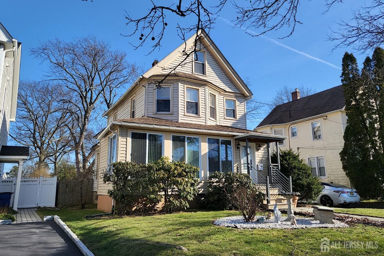 Property Photo:  425 W Broad Street  NJ 07090 