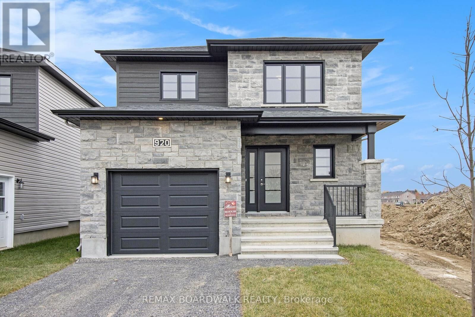 Property Photo: 1145 Montblanc Crescent ON K0A 1W0