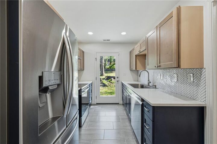 Property Photo: 2583 Joyce Avenue GA 30032