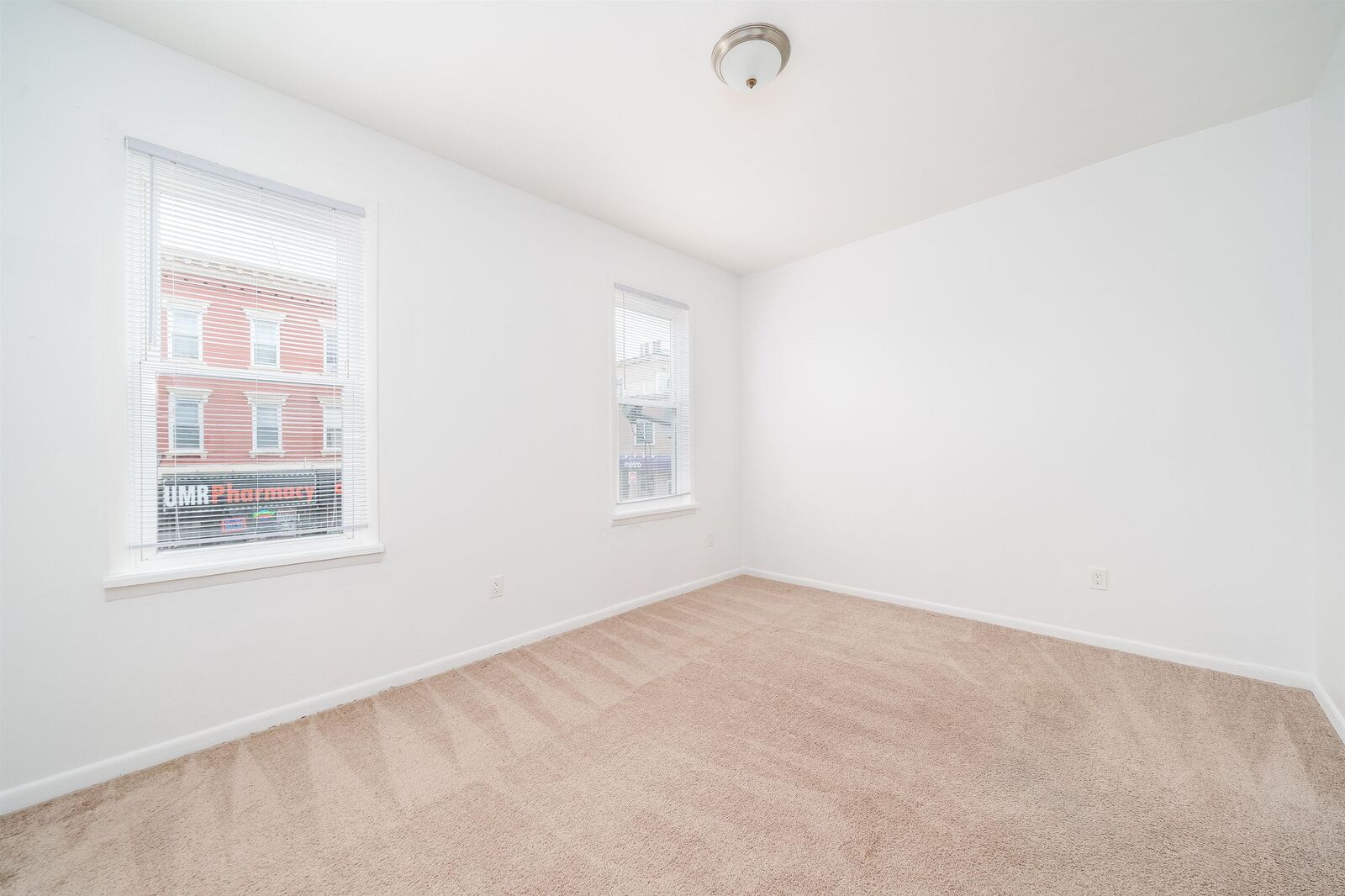 Property Photo:  434 Central Ave 3L  NJ 07307 